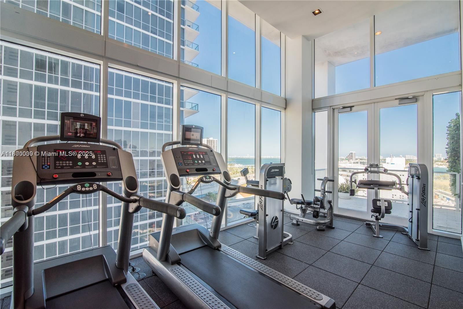 Real estate property located at 1040 Biscayne Blvd #3802, Miami-dade, Ten Museum Pk Residential, Miami, FL