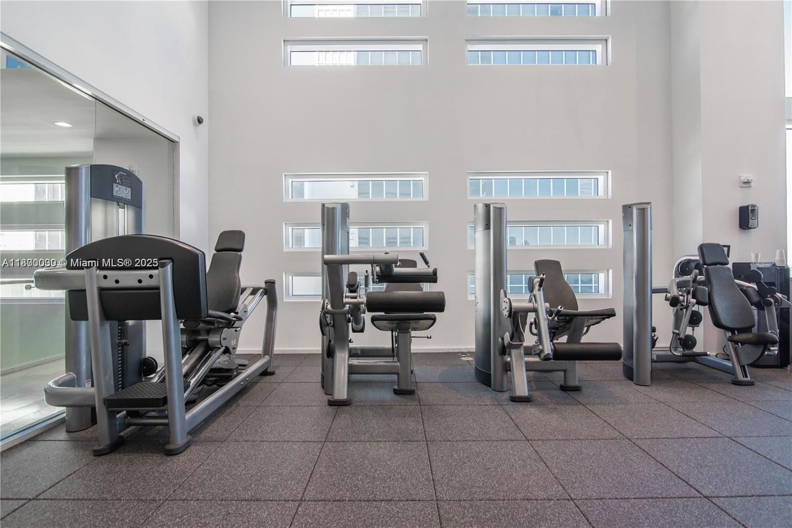 Real estate property located at 1040 Biscayne Blvd #3802, Miami-dade, Ten Museum Pk Residential, Miami, FL