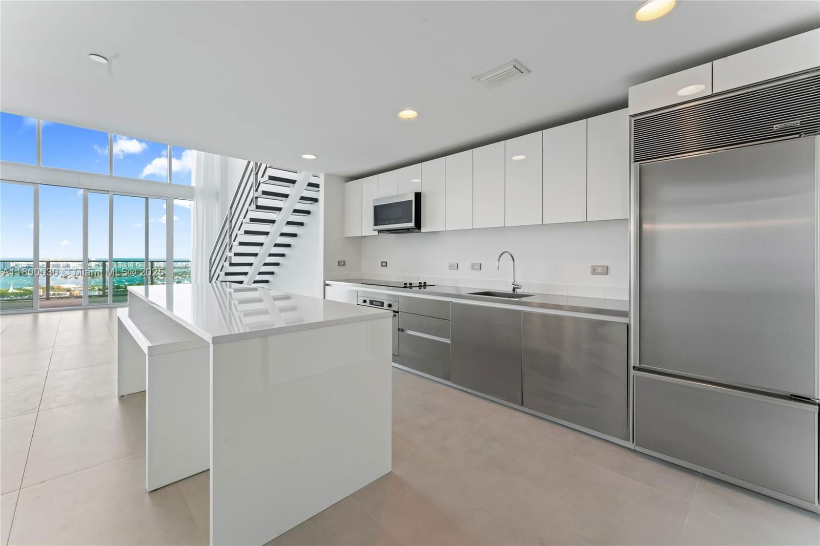 Real estate property located at 1040 Biscayne Blvd #3802, Miami-dade, Ten Museum Pk Residential, Miami, FL