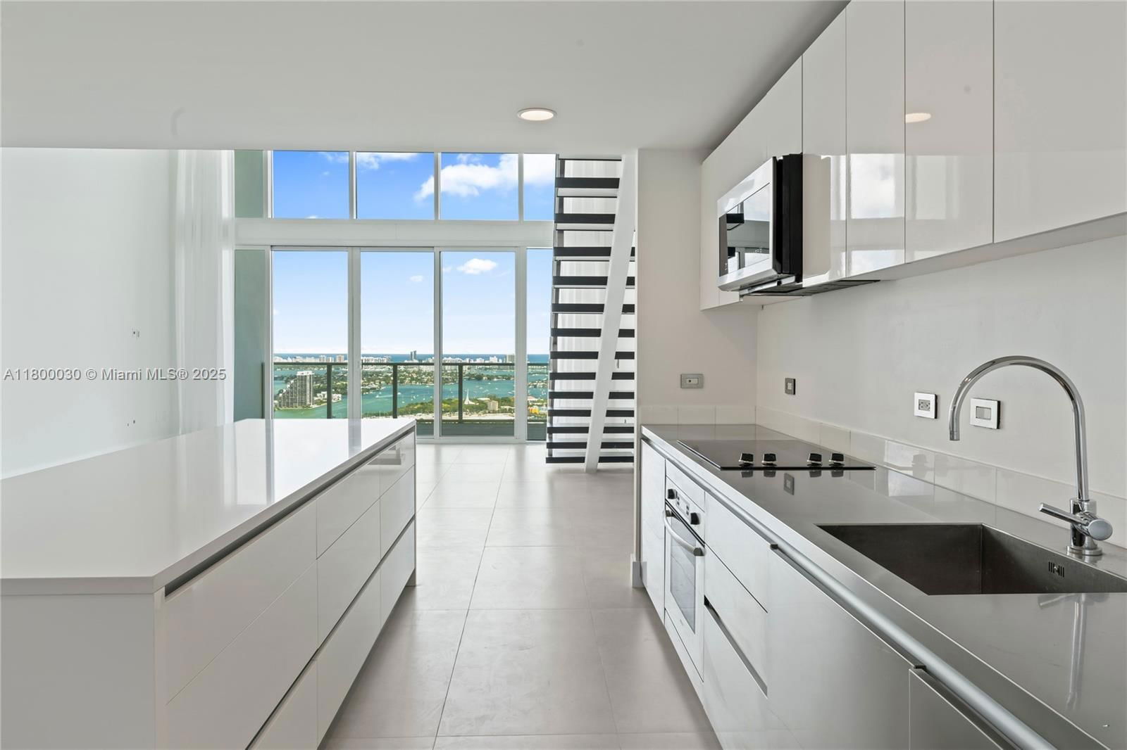 Real estate property located at 1040 Biscayne Blvd #3802, Miami-dade, Ten Museum Pk Residential, Miami, FL