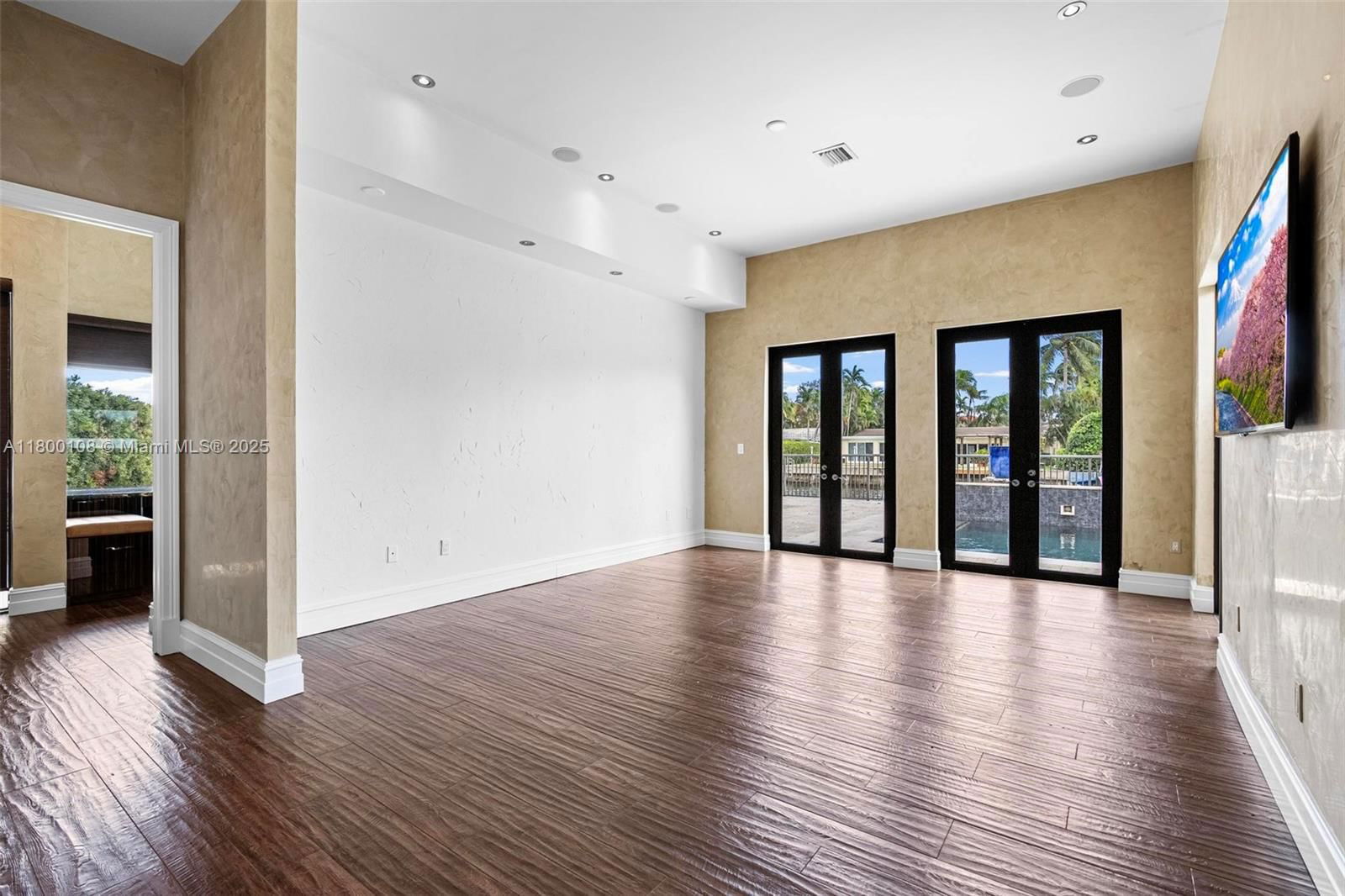 Real estate property located at 12605 Cyprus Rd, Miami-dade, Keystone Island No 3, North Miami, FL