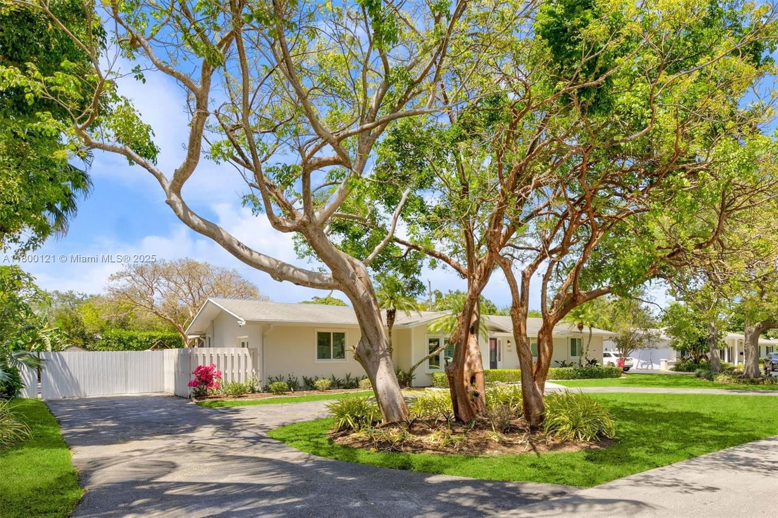 Real estate property located at 7485 159th Ter, Miami-dade, Palmetto Road Ests, Palmetto Bay, FL