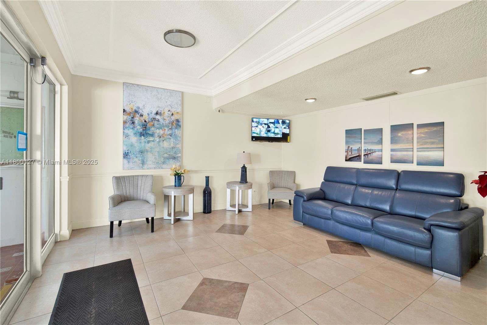 Real estate property located at 4750 22nd Ct #518, Broward, Castle Apartments 11 Cond, Lauderhill, FL