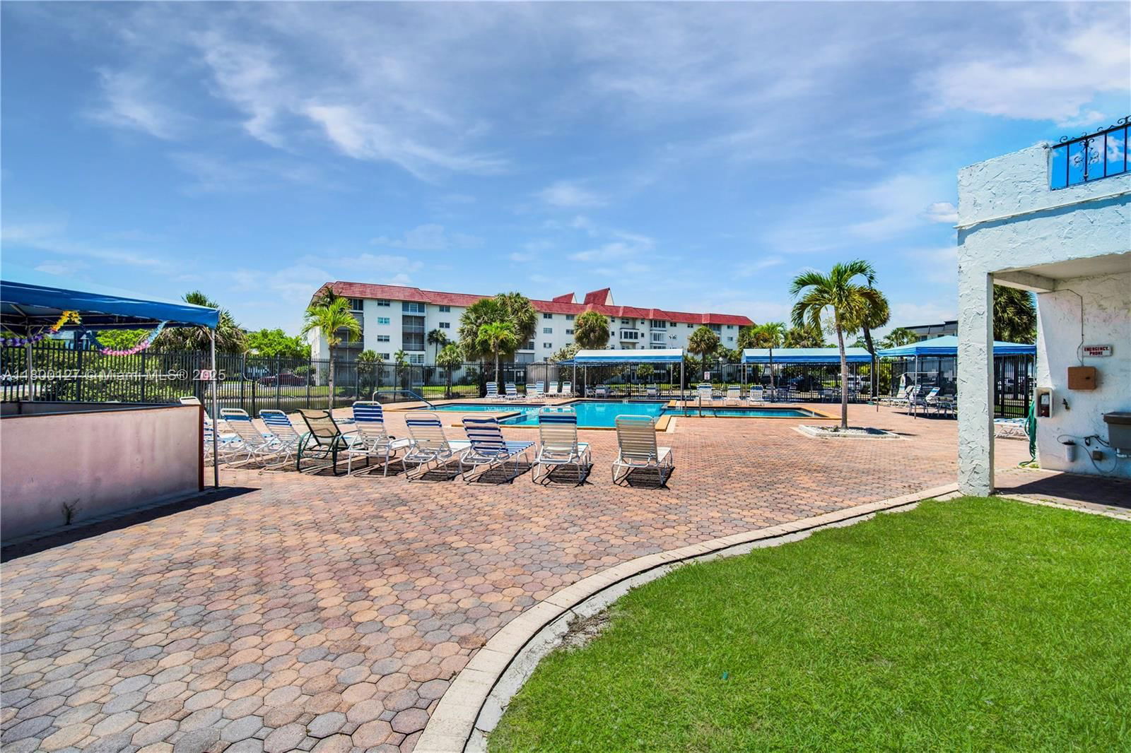 Real estate property located at 4750 22nd Ct #518, Broward, Castle Apartments 11 Cond, Lauderhill, FL