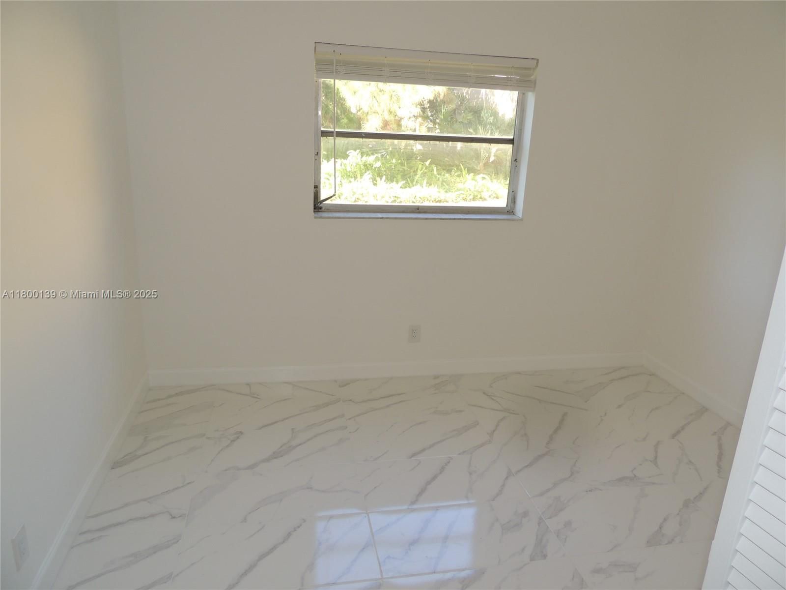 Real estate property located at 5156 6th Ave #212, Broward, Village Park At Oakland C, Oakland Park, FL