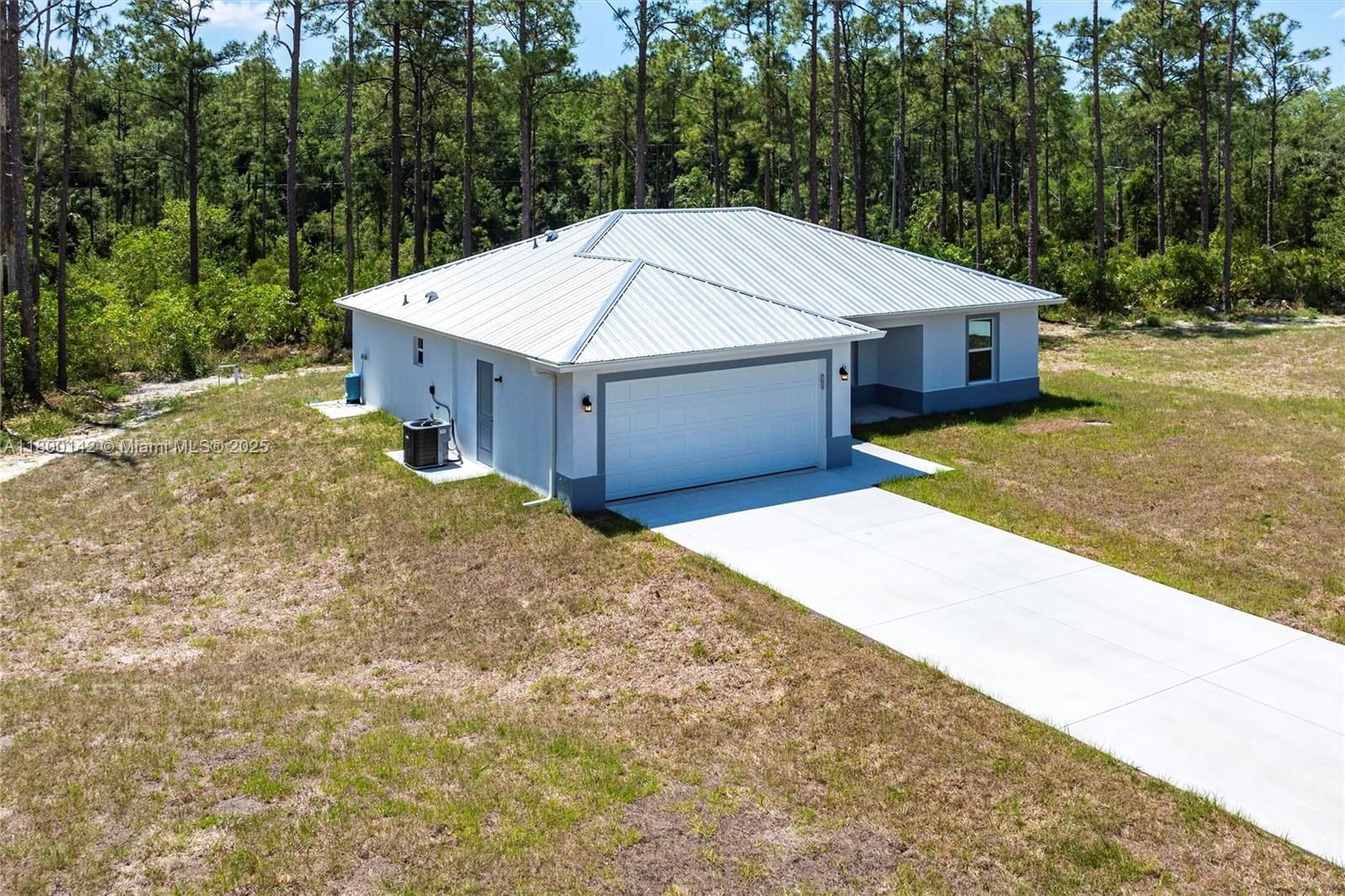 Real estate property located at 2004 Rosa Ct, Lee, Greenbriar Subdivision, Lehigh Acres, FL