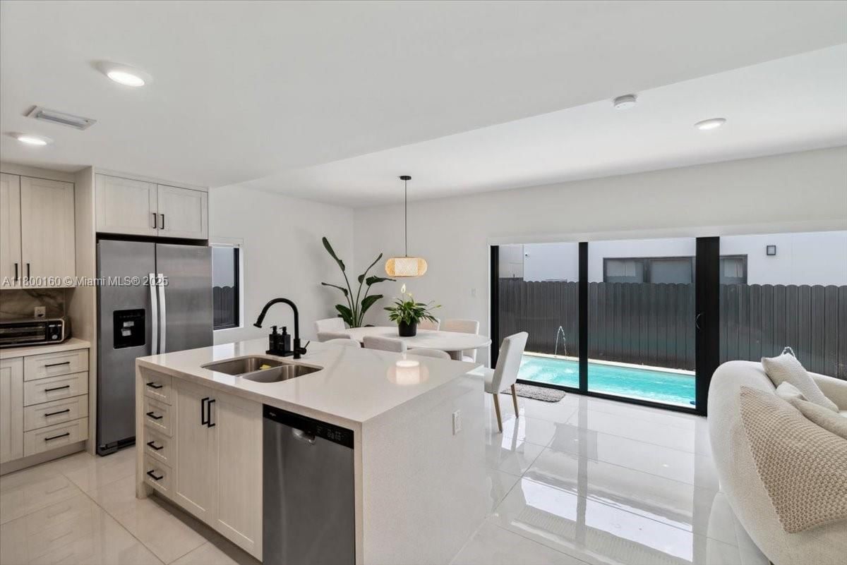 Real estate property located at 1396 3rd St, Miami-dade, Alba Subdivision, Florida City, FL
