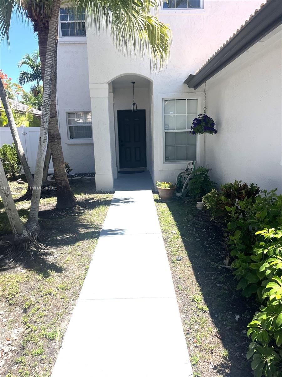 Real estate property located at 17731 23rd St, Broward, Silver Lakes Phase Iii, Miramar, FL
