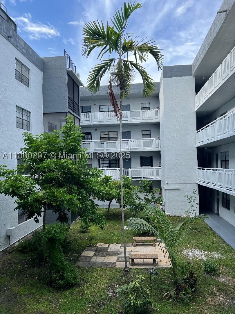 Real estate property located at 13500 3rd Ct #217, Miami-dade, Brookview Condo, North Miami, FL
