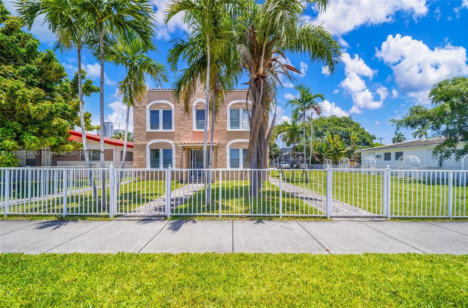 Real estate property located at 1621 Van Buren St, Broward, Hollywood, Hollywood, FL