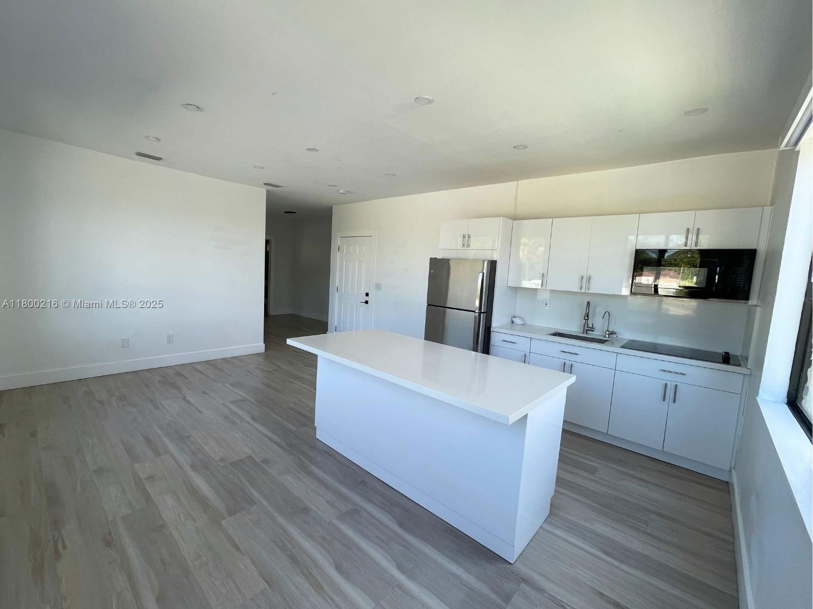 Real estate property located at 1376 35th St, Miami-dade, West End Park Amd Pl, Miami, FL