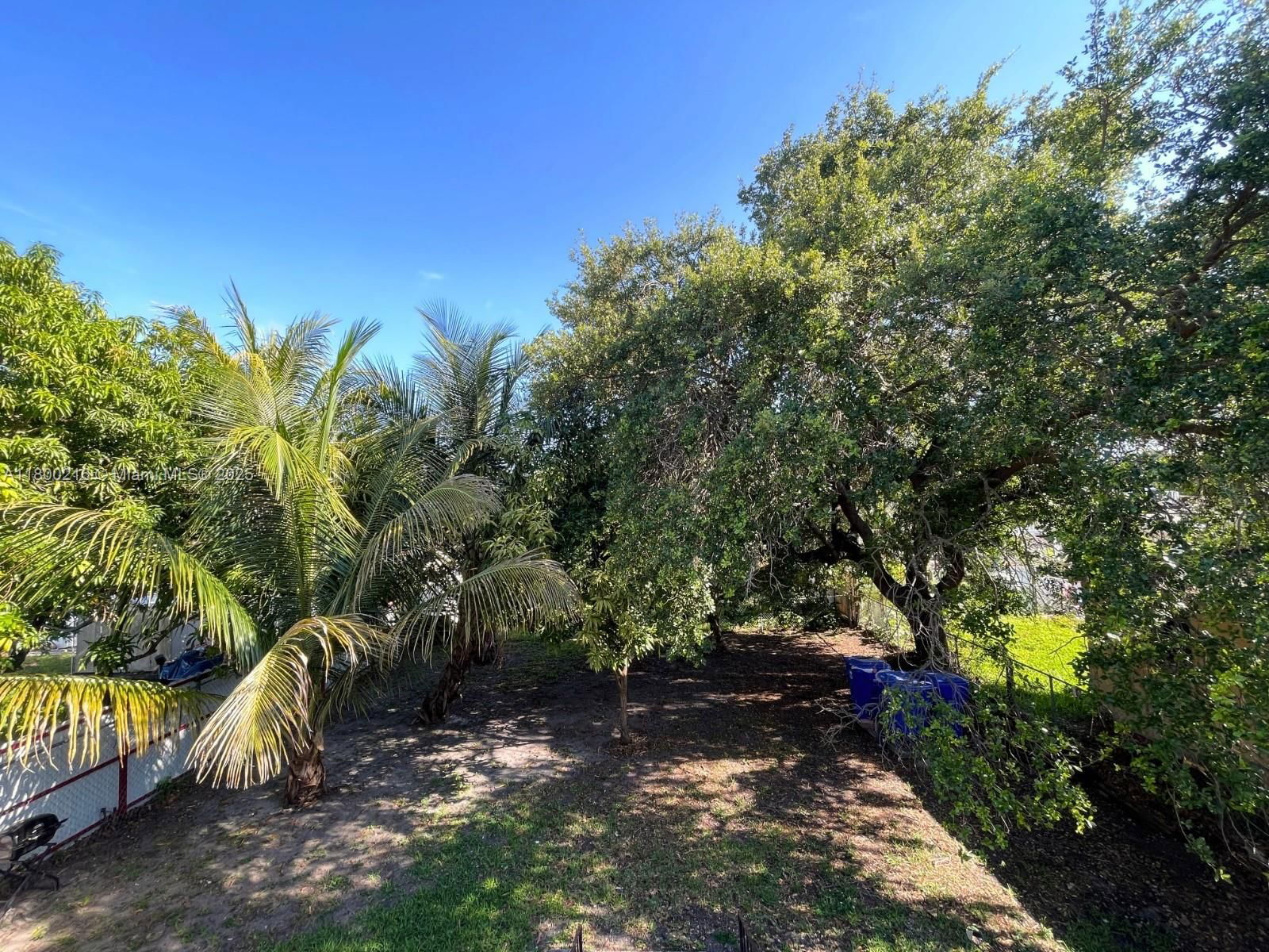 Real estate property located at 1376 35th St, Miami-dade, West End Park Amd Pl, Miami, FL
