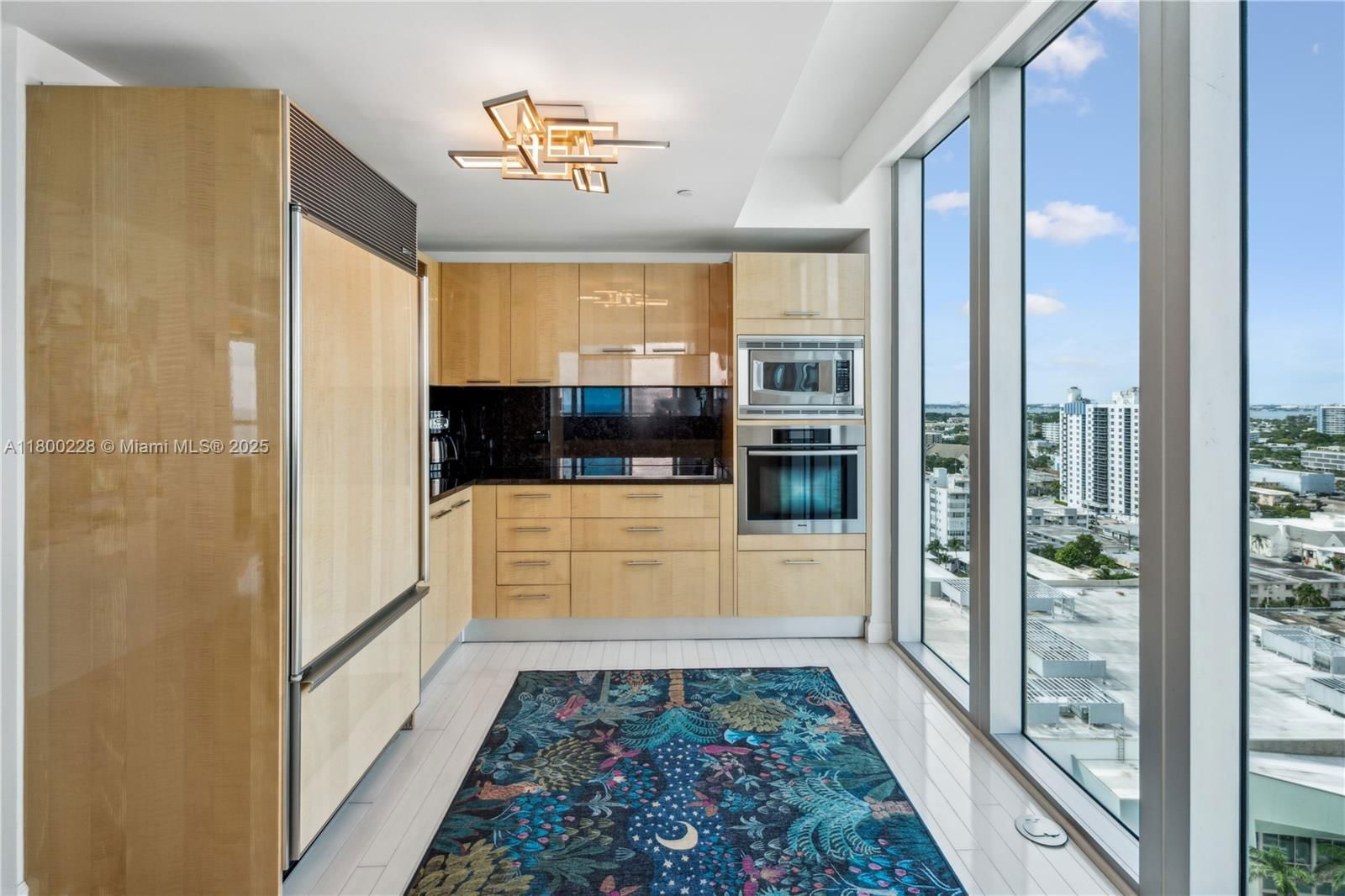Real estate property located at 6799 Collins Ave #1602, Miami-dade, South Carillon Beach Cond, Miami Beach, FL