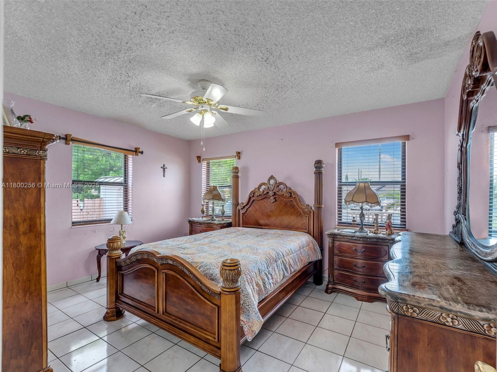 Real estate property located at 341 Pash E Ho Wa Dr, Miami-dade, Deer Pk Addn, Hialeah, FL
