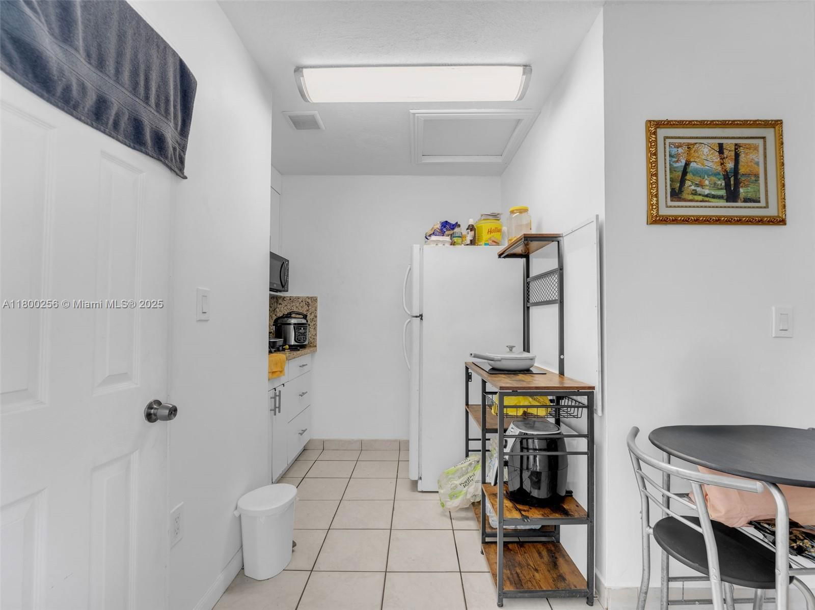 Real estate property located at 341 Pash E Ho Wa Dr, Miami-dade, Deer Pk Addn, Hialeah, FL