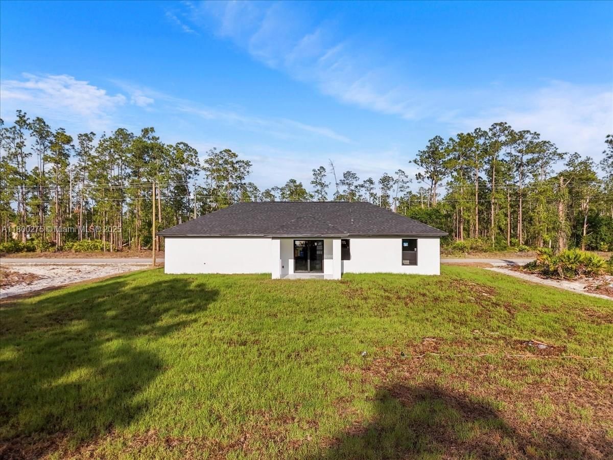Real estate property located at 817 Moore AVE, Lee, Lehigh Acres, Lehigh Acres, FL