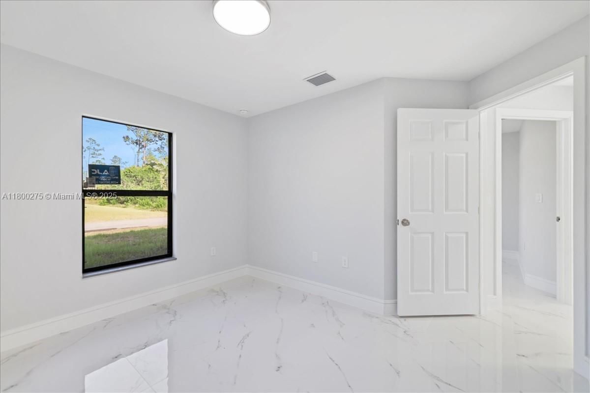 Real estate property located at 817 Moore AVE, Lee, Lehigh Acres, Lehigh Acres, FL