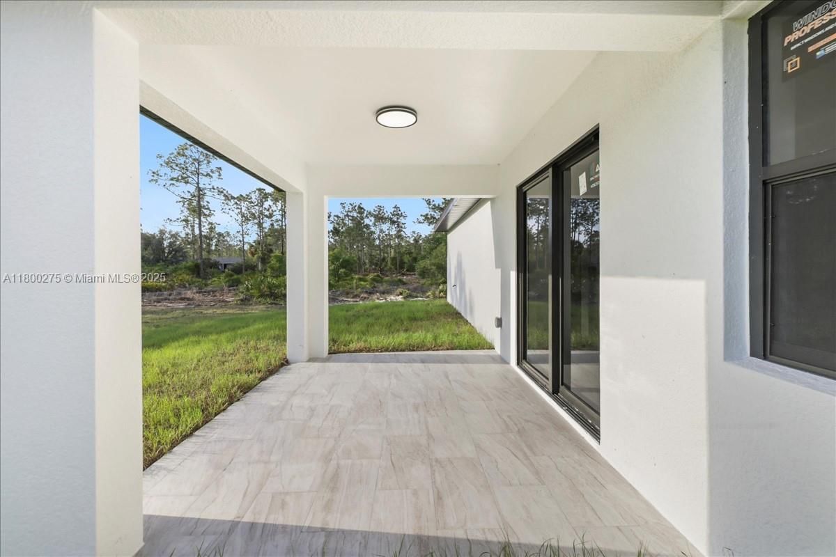 Real estate property located at 817 Moore AVE, Lee, Lehigh Acres, Lehigh Acres, FL