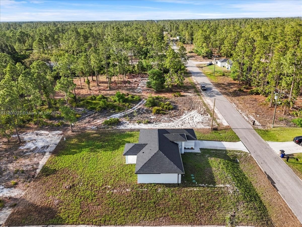 Real estate property located at 817 Moore AVE, Lee, Lehigh Acres, Lehigh Acres, FL