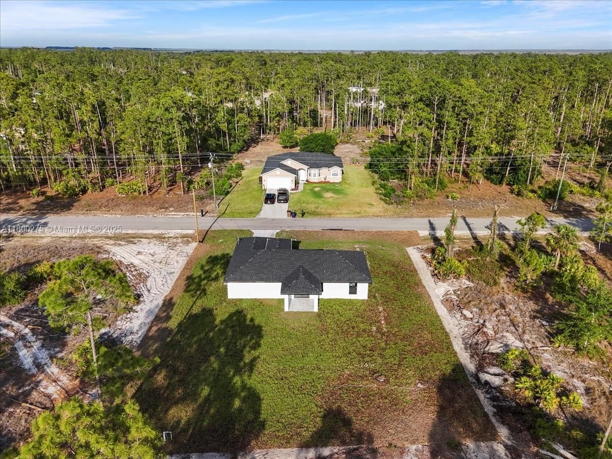 Real estate property located at 817 Moore AVE, Lee, Lehigh Acres, Lehigh Acres, FL