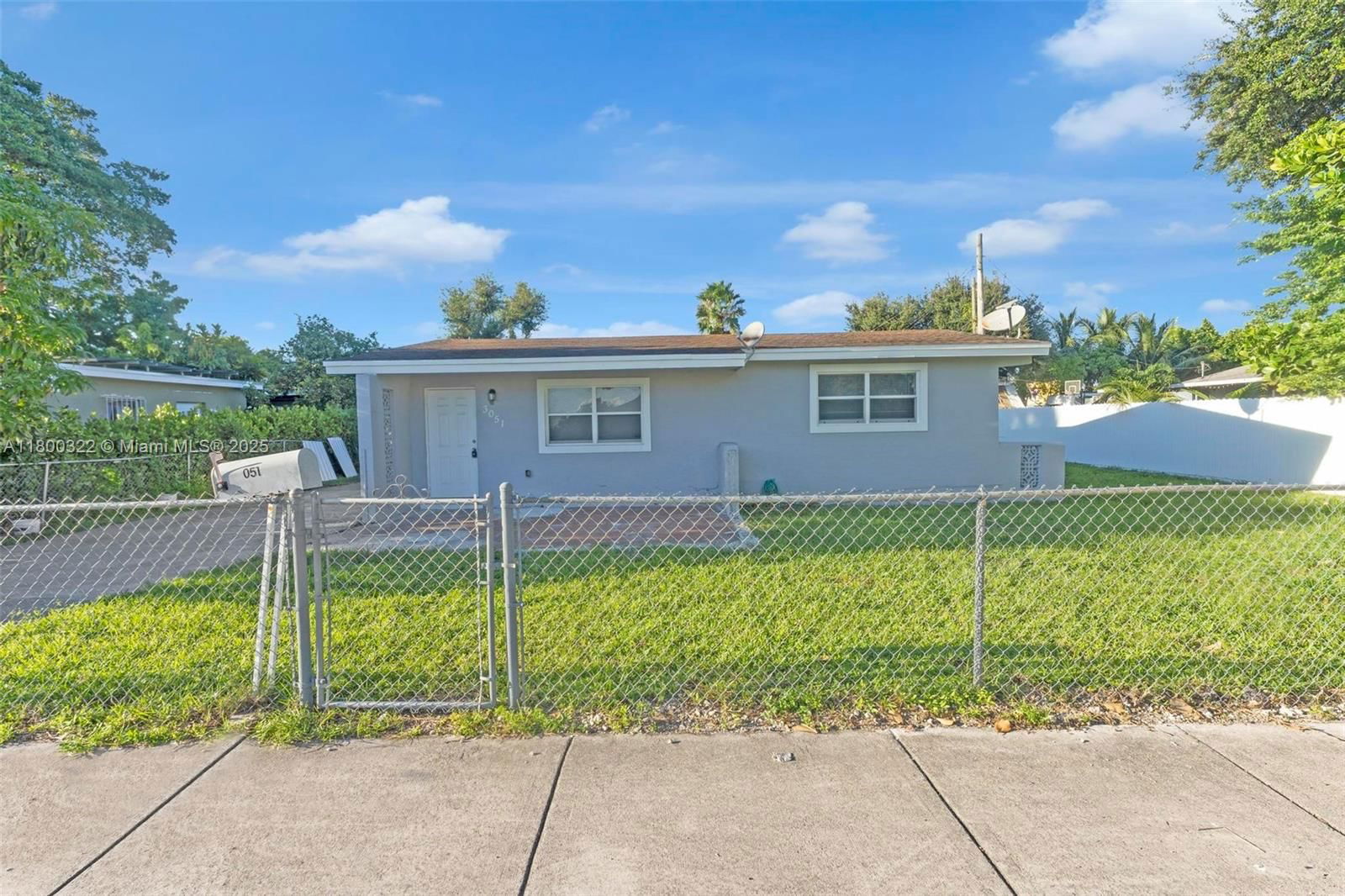 Real estate property located at 3051 77th St, Miami-dade, Suburban Gardens, Miami, FL