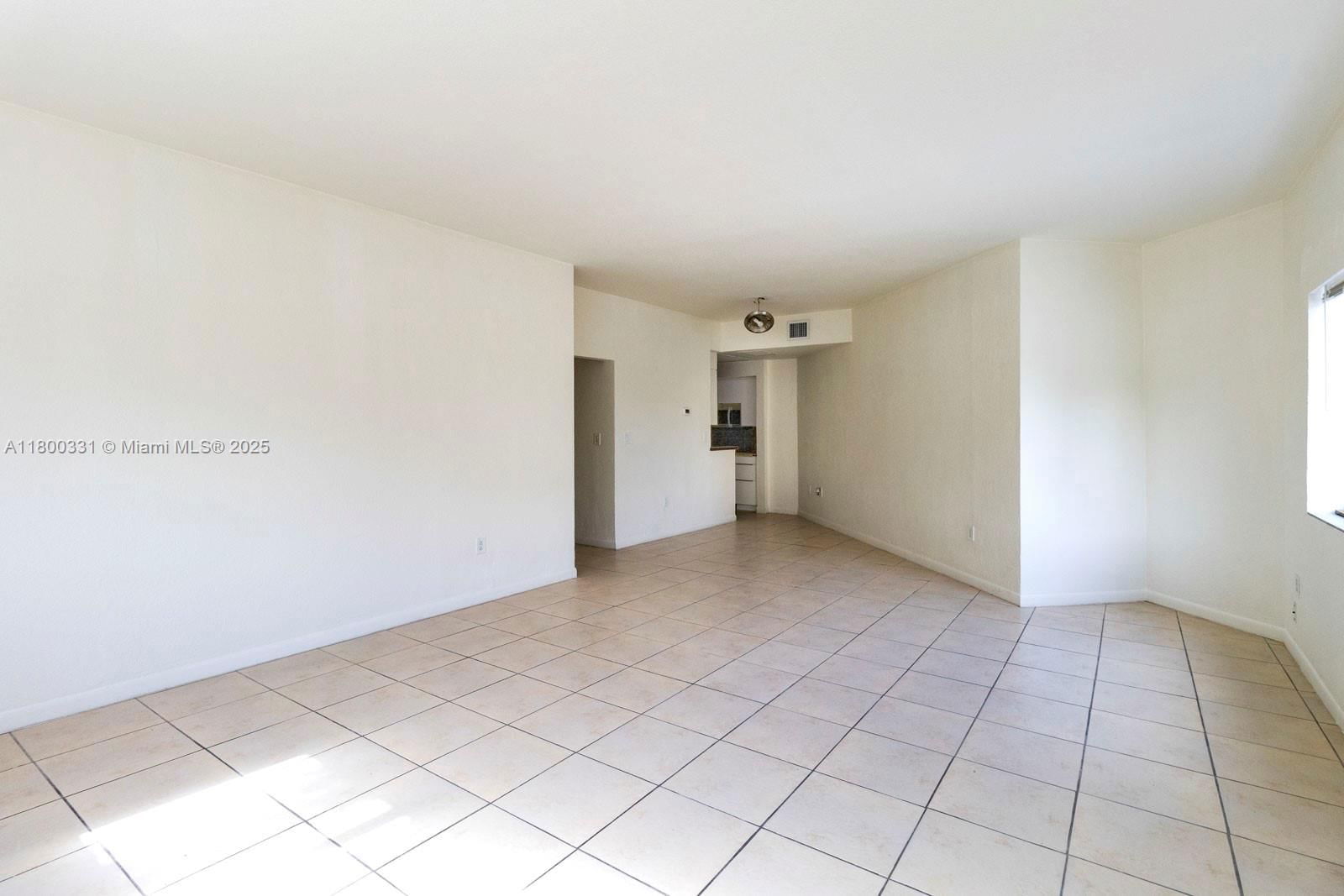 Real estate property located at 1185 Marseille Dr #101, Miami-dade, Rive Marseilles Condo, Miami Beach, FL