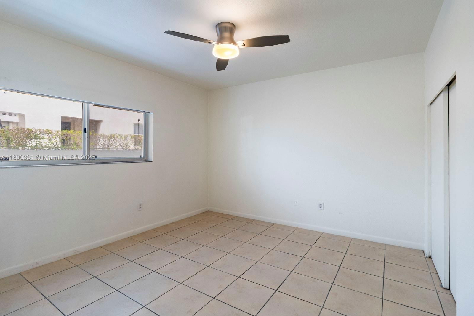 Real estate property located at 1185 Marseille Dr #101, Miami-dade, Rive Marseilles Condo, Miami Beach, FL
