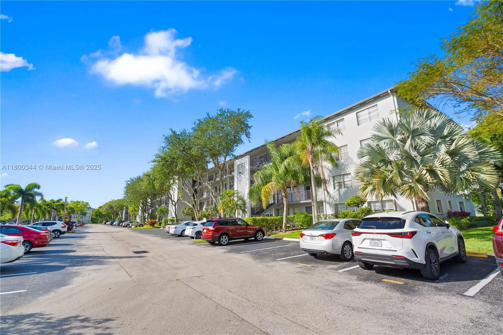 Real estate property located at 300 134th Way #413E, Broward, New Hampton At Century Vi, Pembroke Pines, FL
