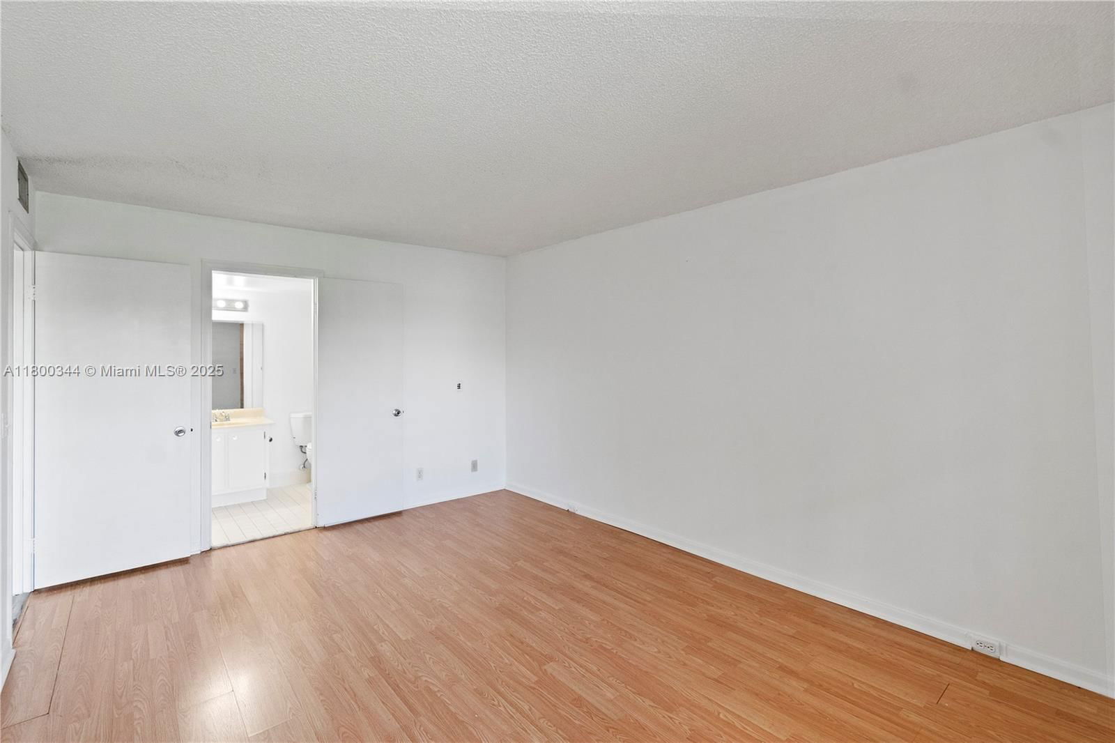 Real estate property located at 300 134th Way #413E, Broward, New Hampton At Century Vi, Pembroke Pines, FL