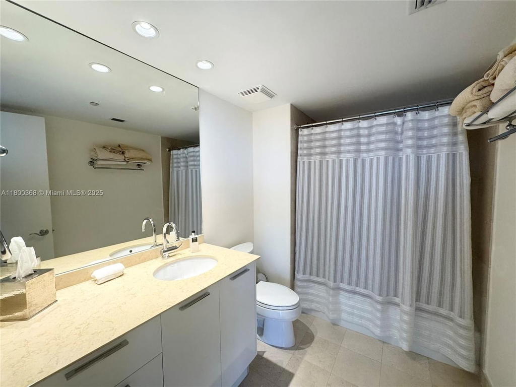 Real estate property located at 18911 Collins Ave #1102, Miami-dade, Ocean Three Condo, Sunny Isles Beach, FL