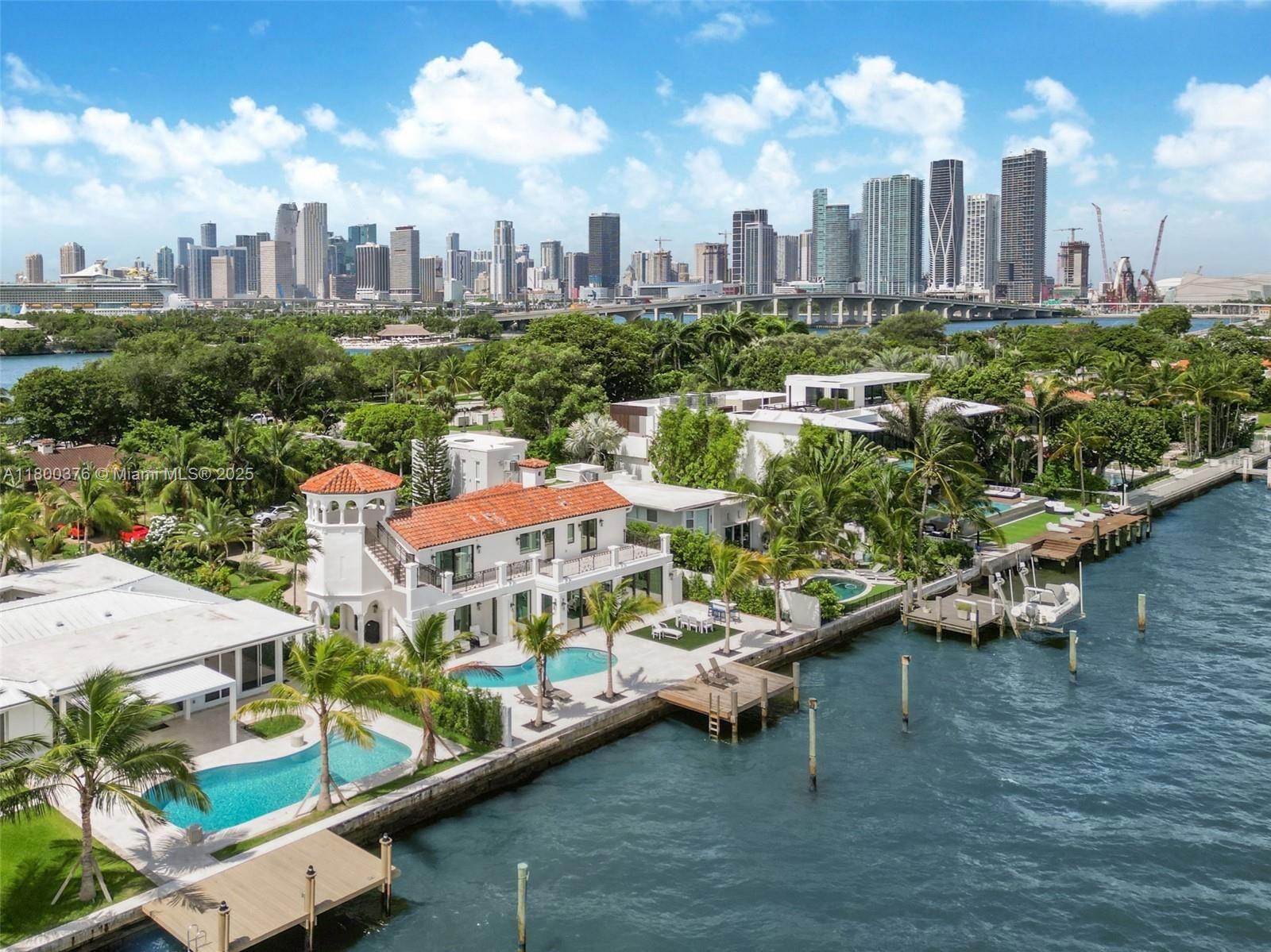 Real estate property located at 1001 Venetian Dr, Miami-dade, Biscayne Isl, Miami, FL