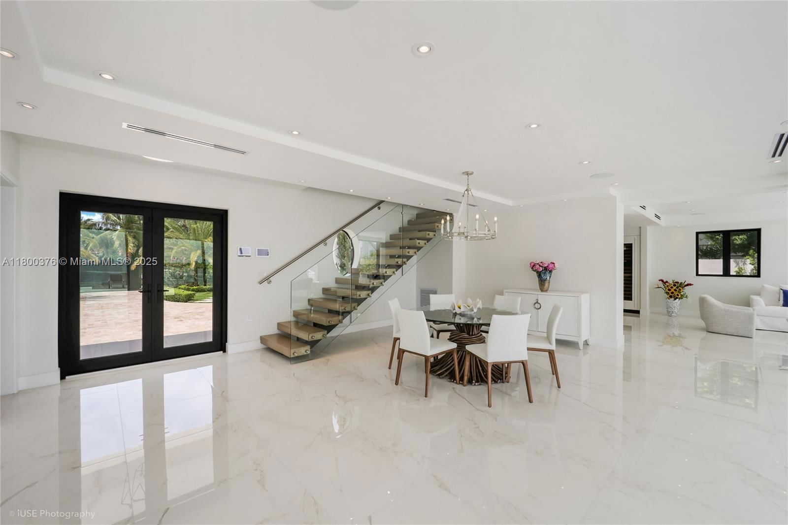 Real estate property located at 1001 Venetian Dr, Miami-dade, Biscayne Isl, Miami, FL