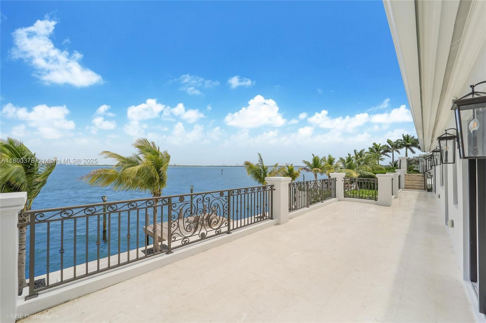 Real estate property located at 1001 Venetian Dr, Miami-dade, Biscayne Isl, Miami, FL
