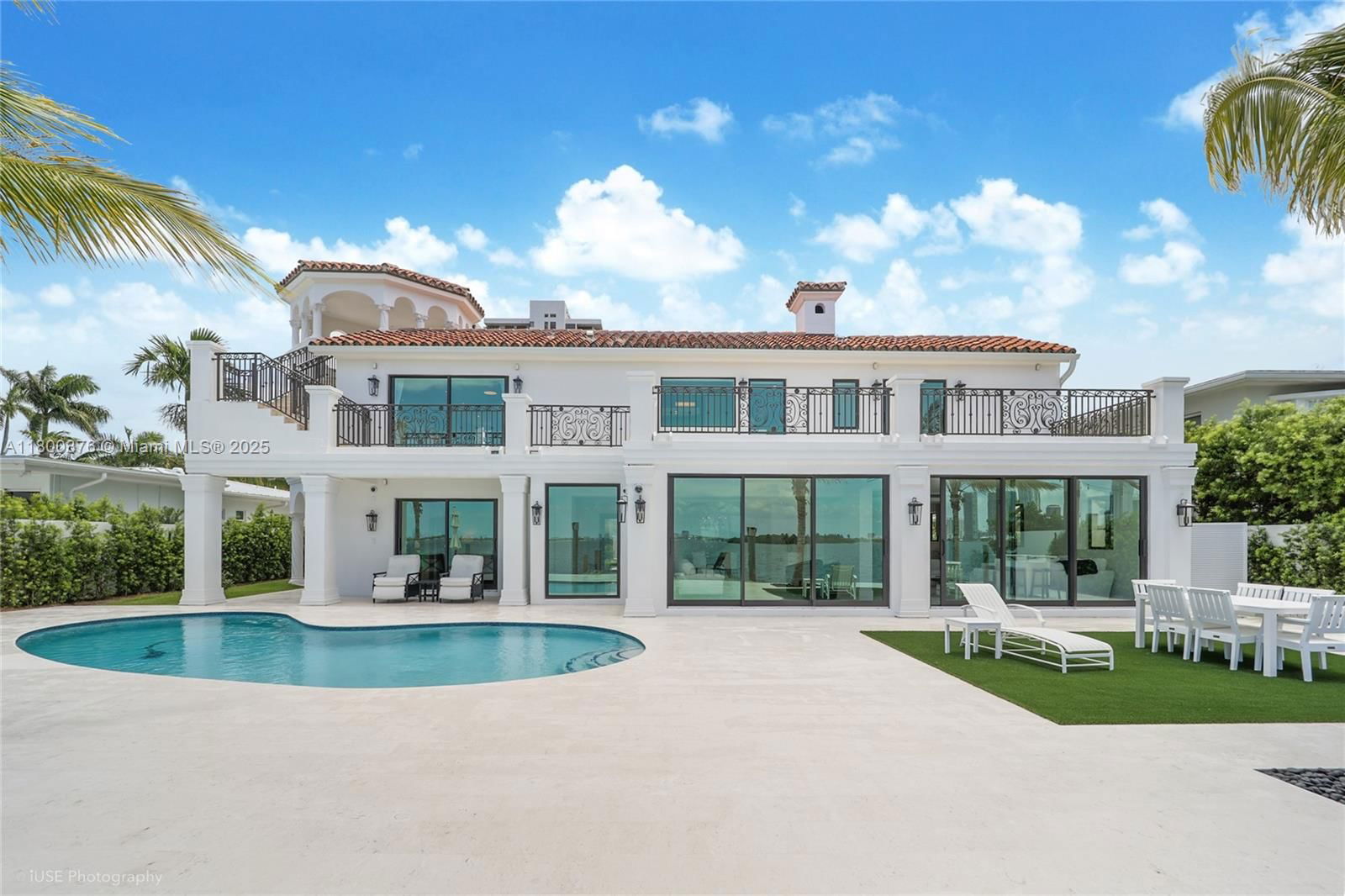 Real estate property located at 1001 Venetian Dr, Miami-dade, Biscayne Isl, Miami, FL