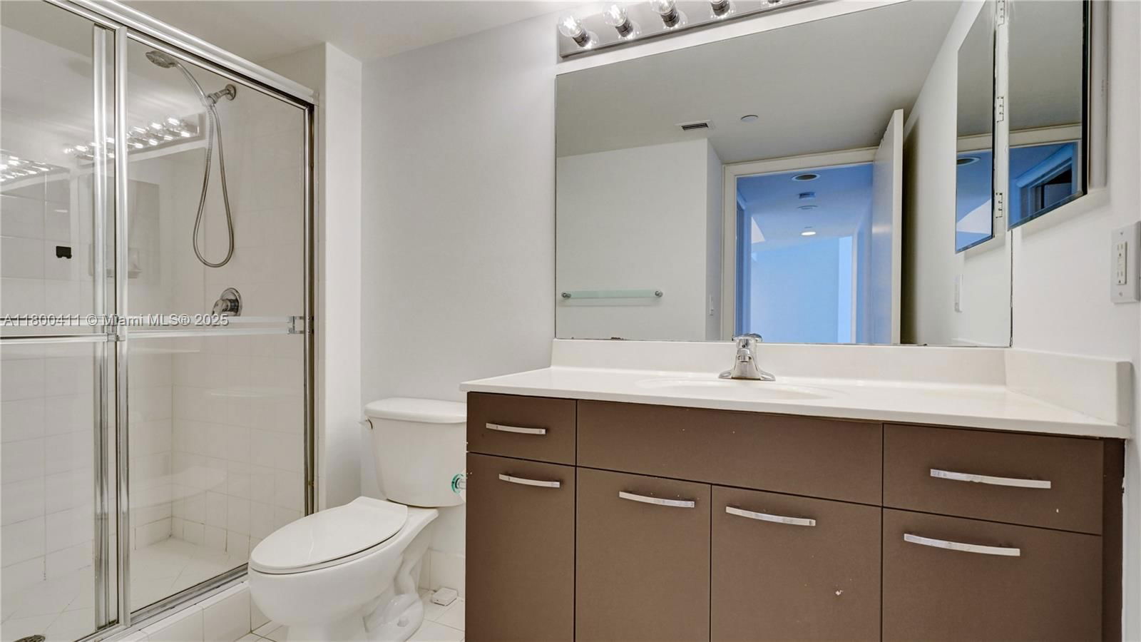 Real estate property located at 21055 Yacht Club Dr #1707, Miami-dade, South Tower At The Point, Aventura, FL