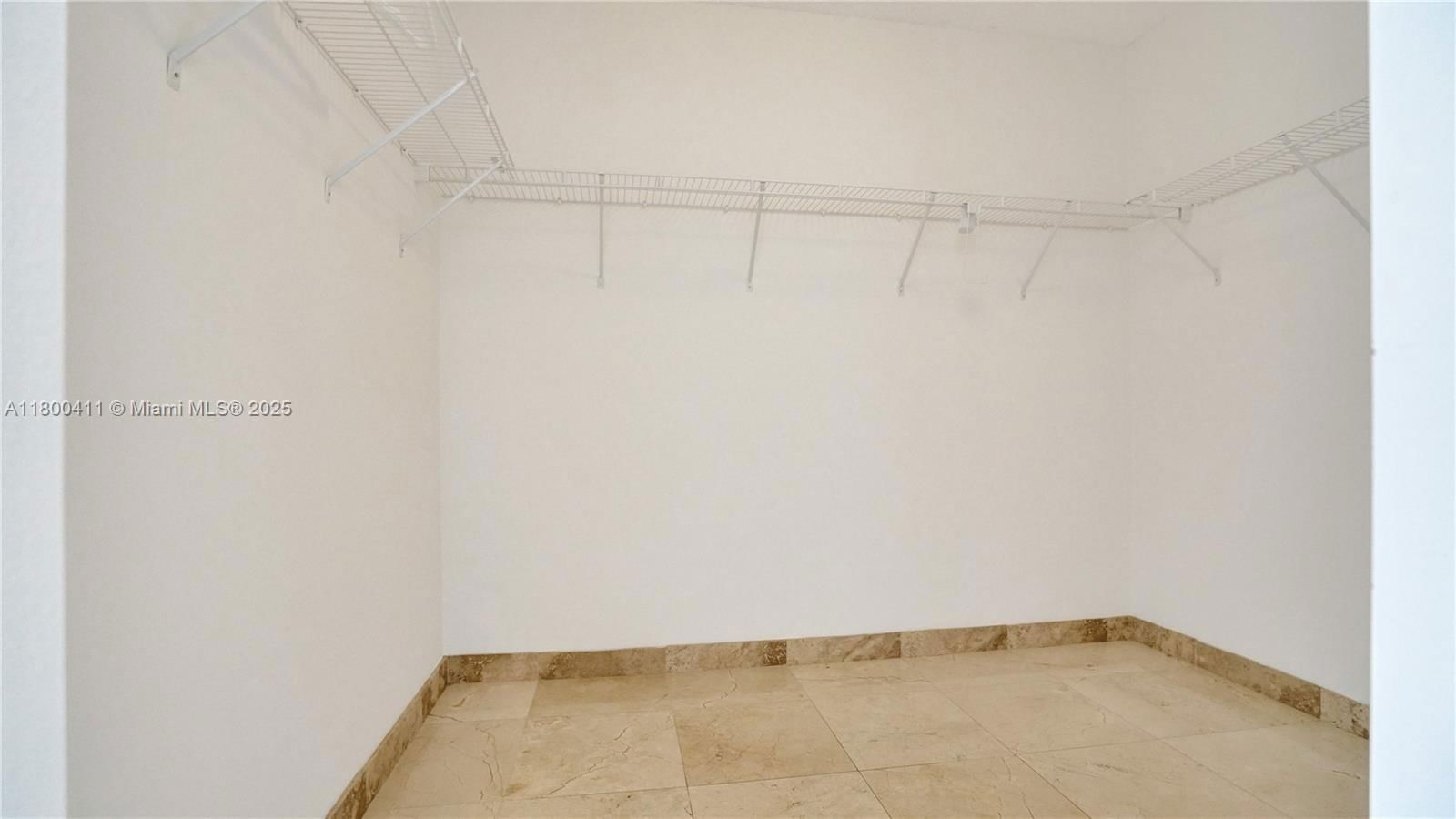 Real estate property located at 21055 Yacht Club Dr #1707, Miami-dade, South Tower At The Point, Aventura, FL