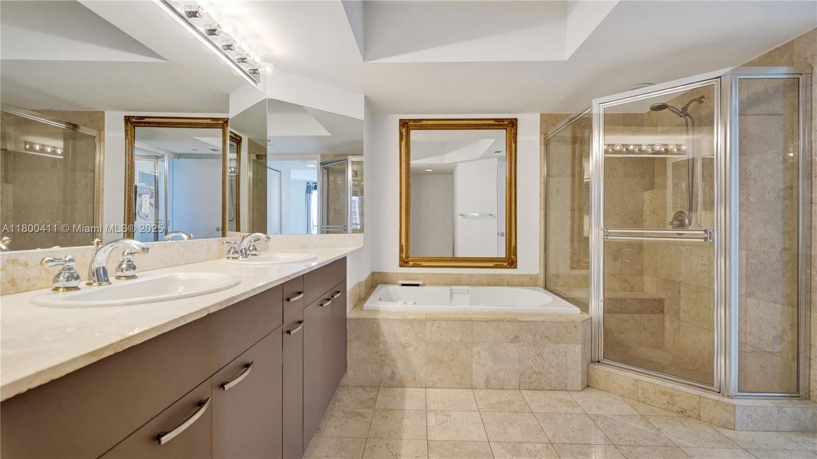 Real estate property located at 21055 Yacht Club Dr #1707, Miami-dade, South Tower At The Point, Aventura, FL