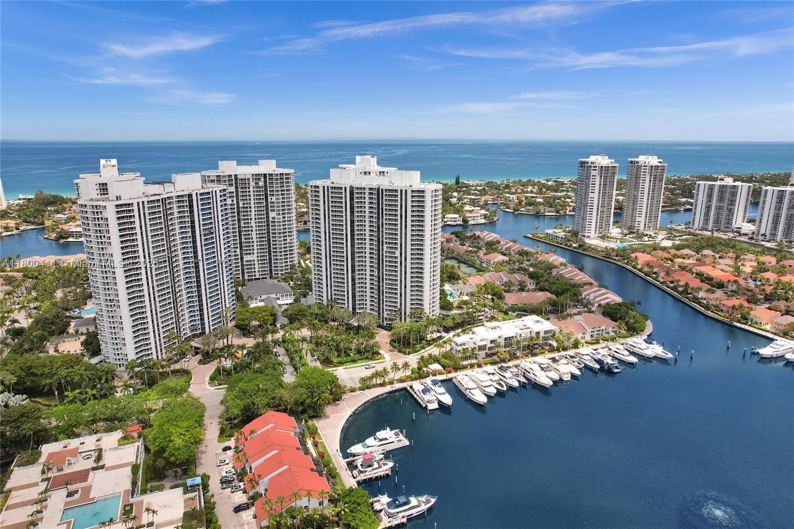 Real estate property located at 21055 Yacht Club Dr #1707, Miami-dade, South Tower At The Point, Aventura, FL