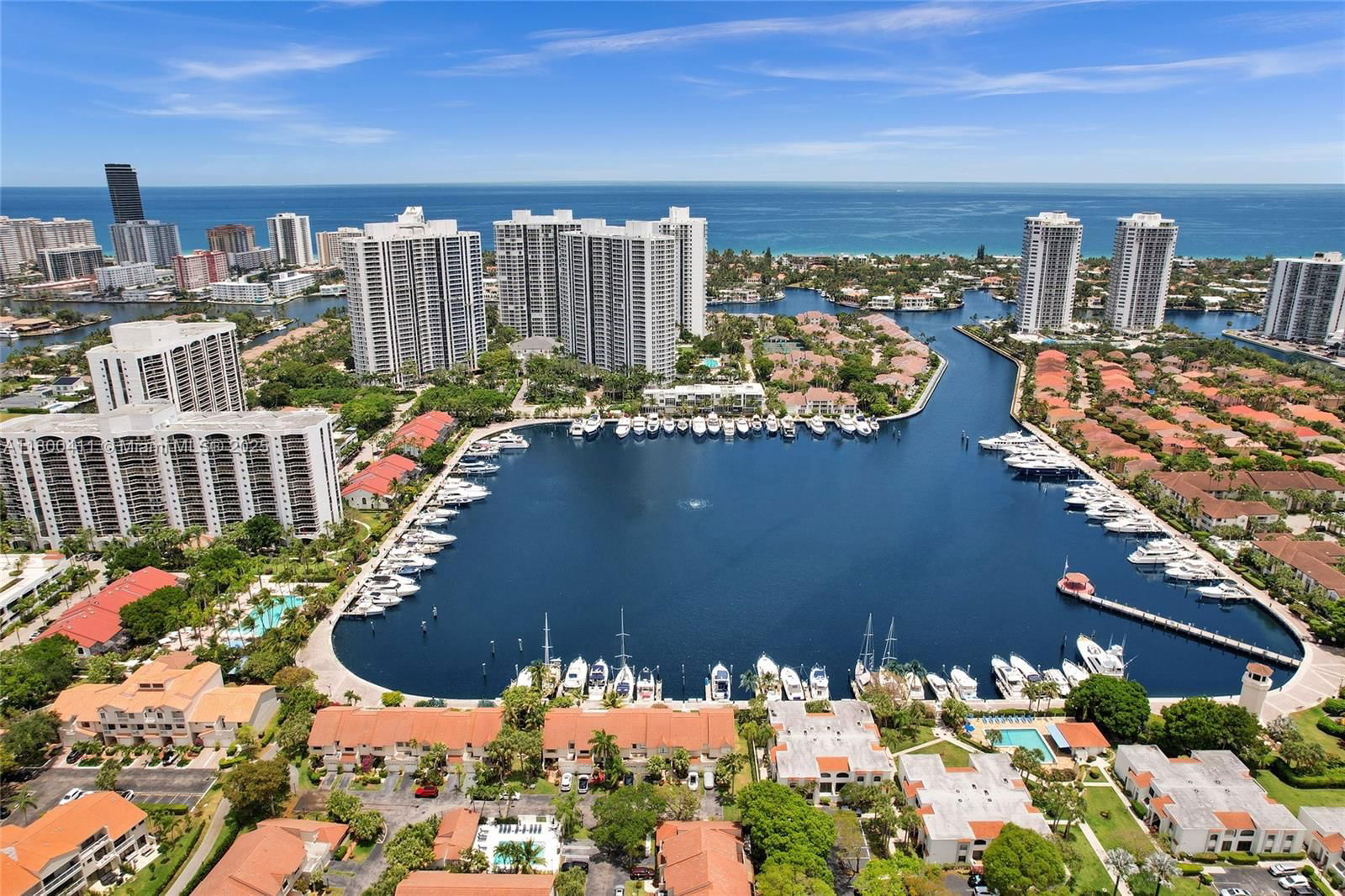 Real estate property located at 21055 Yacht Club Dr #1707, Miami-dade, South Tower At The Point, Aventura, FL