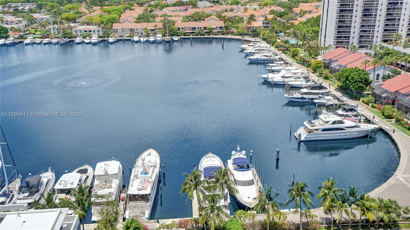 Real estate property located at 21055 Yacht Club Dr #1707, Miami-dade, South Tower At The Point, Aventura, FL