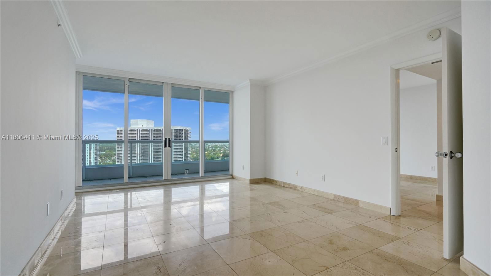 Real estate property located at 21055 Yacht Club Dr #1707, Miami-dade, South Tower At The Point, Aventura, FL