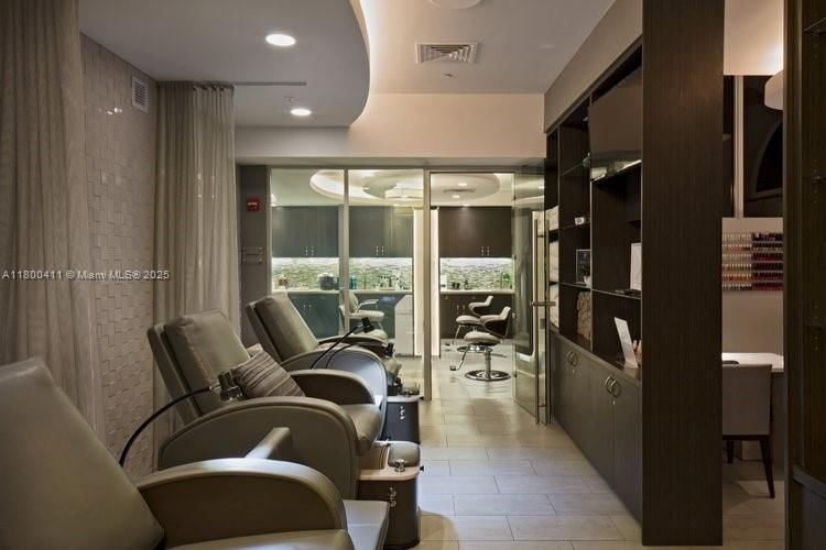 Real estate property located at 21055 Yacht Club Dr #1707, Miami-dade, South Tower At The Point, Aventura, FL