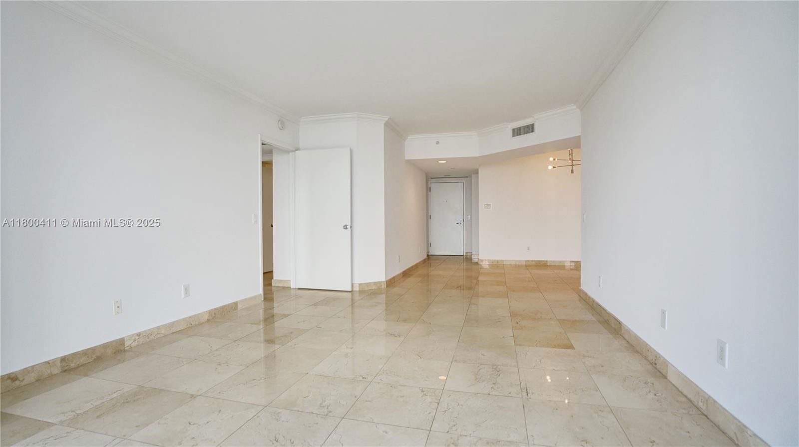 Real estate property located at 21055 Yacht Club Dr #1707, Miami-dade, South Tower At The Point, Aventura, FL