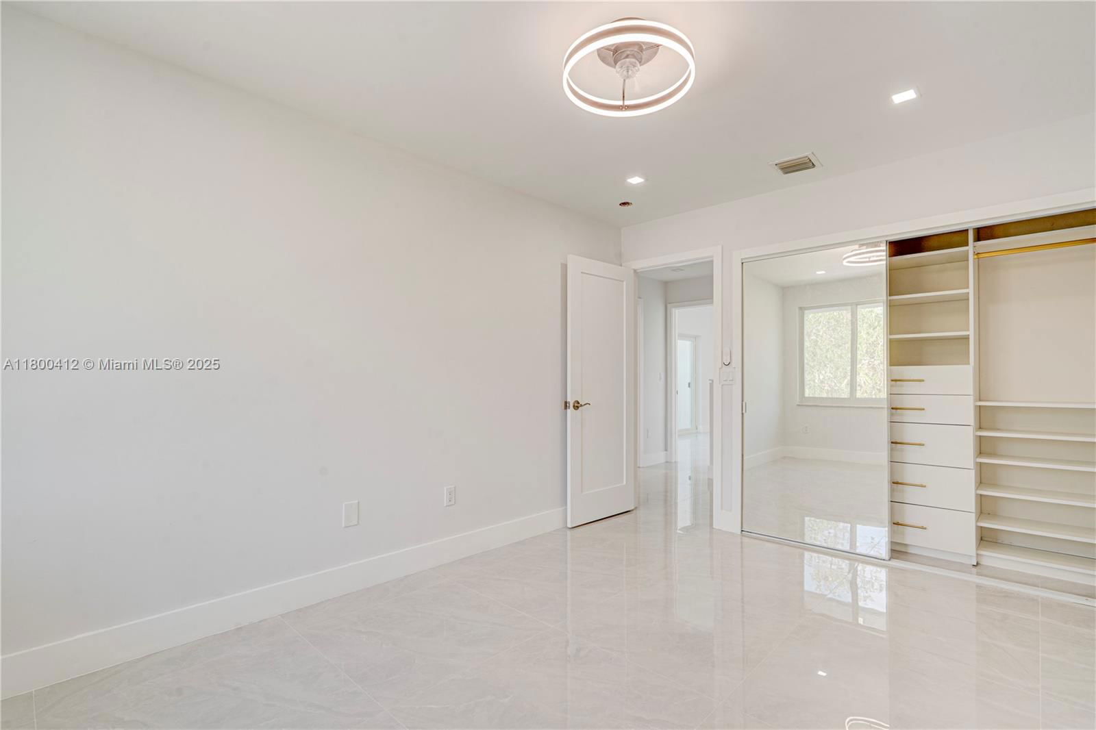 Real estate property located at 15843 10th St, Broward, Towngate, Pembroke Pines, FL