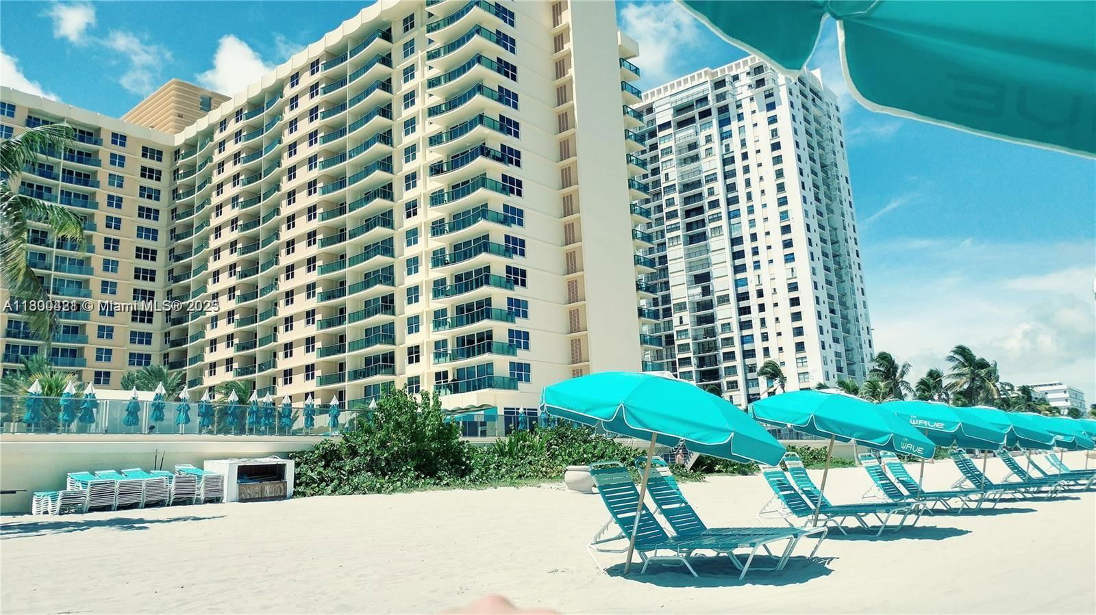 Real estate property located at 2501 Ocean Dr #723, Broward, Wave Condo, Hollywood, FL