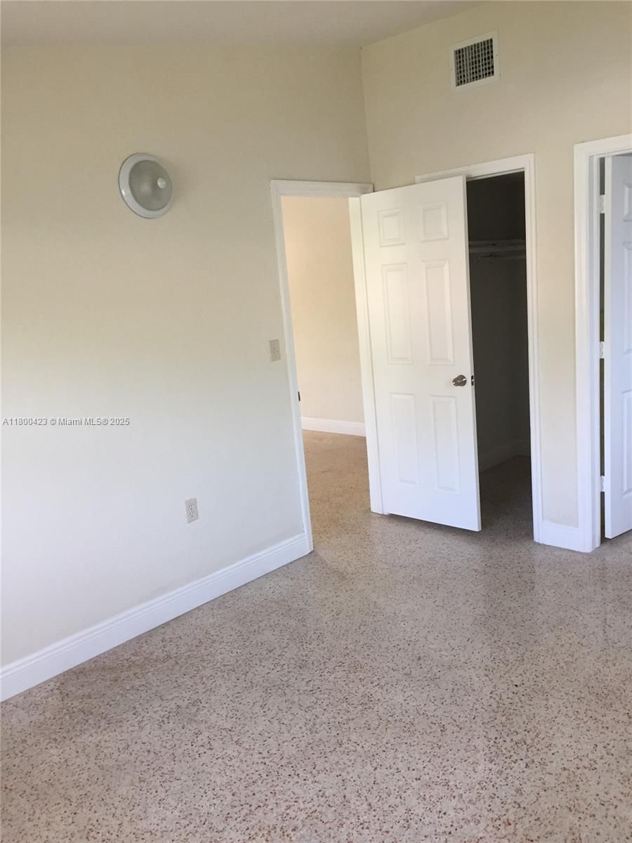 Real estate property located at 3335 Franklin Ave, Miami-dade, The Royal Gardens, Miami, FL
