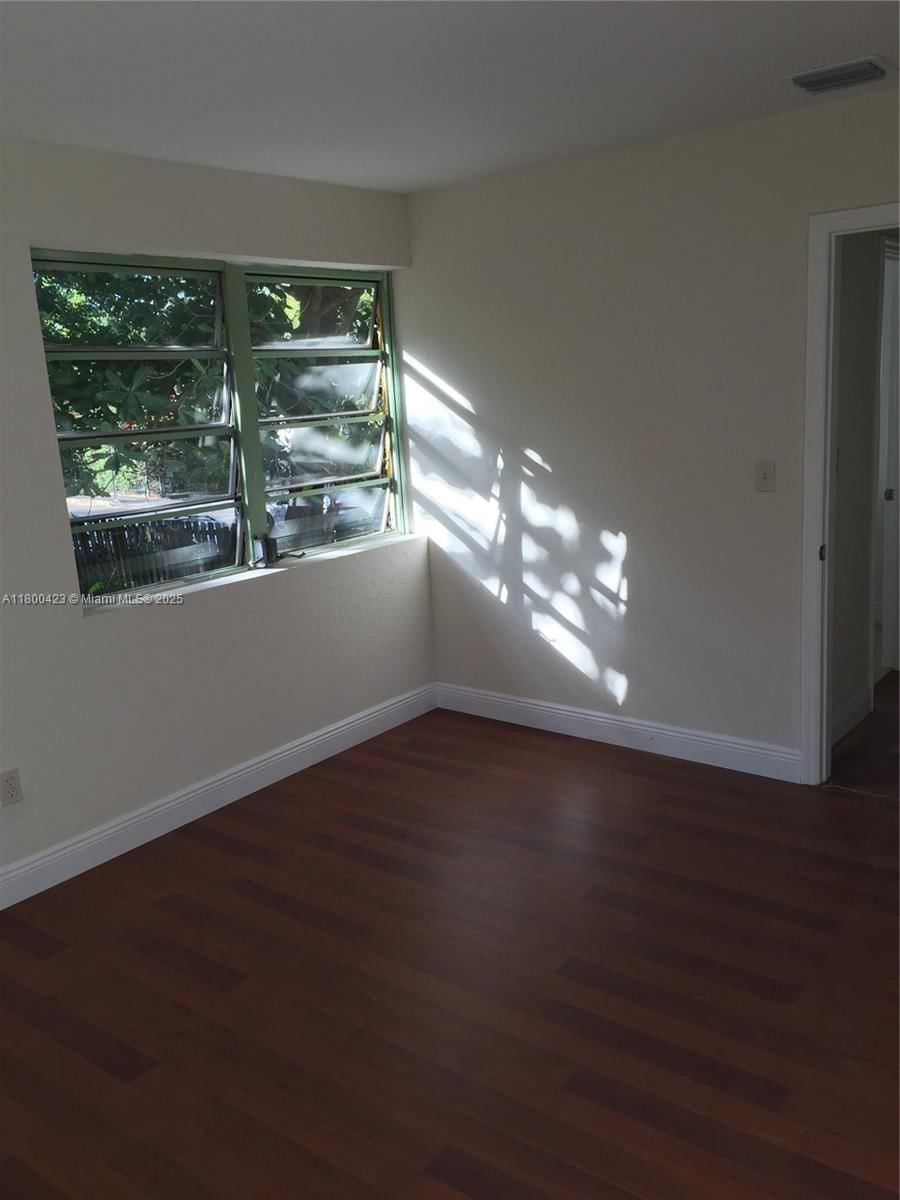 Real estate property located at 3335 Franklin Ave, Miami-dade, The Royal Gardens, Miami, FL