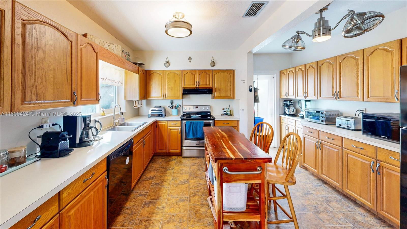 Real estate property located at 94 17th St, Miami-dade, Downer Palms Div No 1, Homestead, FL