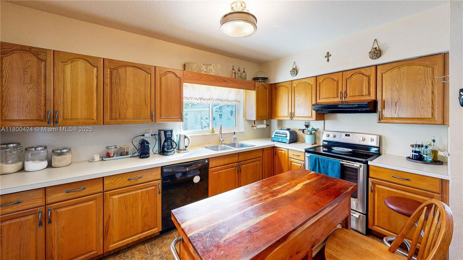 Real estate property located at 94 17th St, Miami-dade, Downer Palms Div No 1, Homestead, FL
