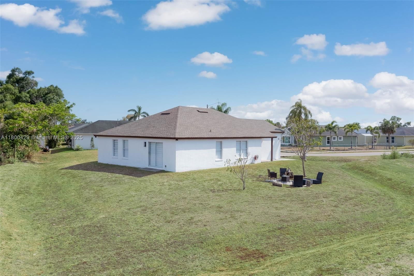 Real estate property located at 1125 WHITEHEAD CREEK LOOP, Lee, Whitehead Creed, Fort Myers, FL